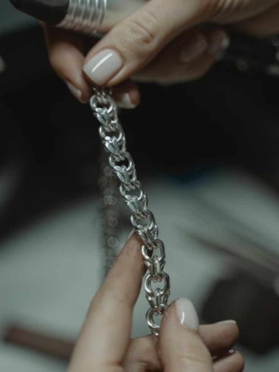 Collier main de Fatma ajourée, pendentif réversible