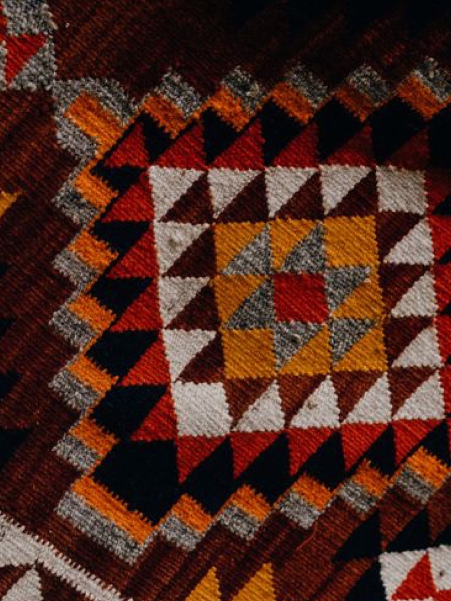 Tapis à boussole intégrée